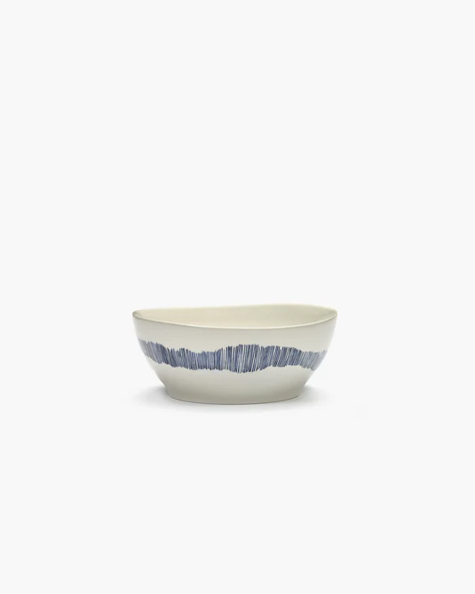 Eclecticist-Bowl L white swirl - blue stripes Feast